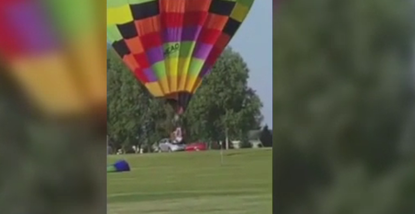 Haos la un festival din Illinois. Trei baloane cu aer cald, luate pe sus si lovite unele de altele. VIDEO
