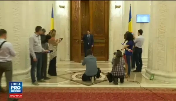 Fostul director al SRI George Maior refuza sa dea detalii despre seara petrecuta acasa la Oprea in 2009: Eveniment privat!