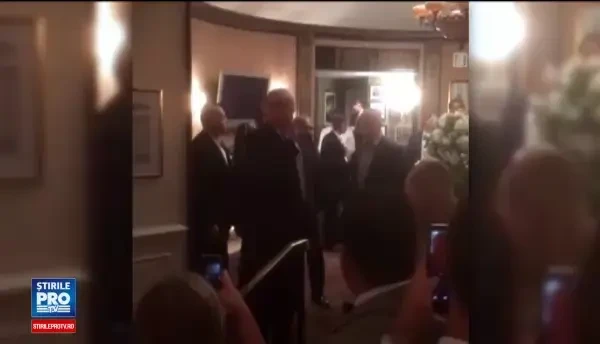 Donald Trump a dat buzna la o nunta sarbatorita intr-un club al sau in New Jersey. Reactia invitatilor cand l-au vazut. VIDEO