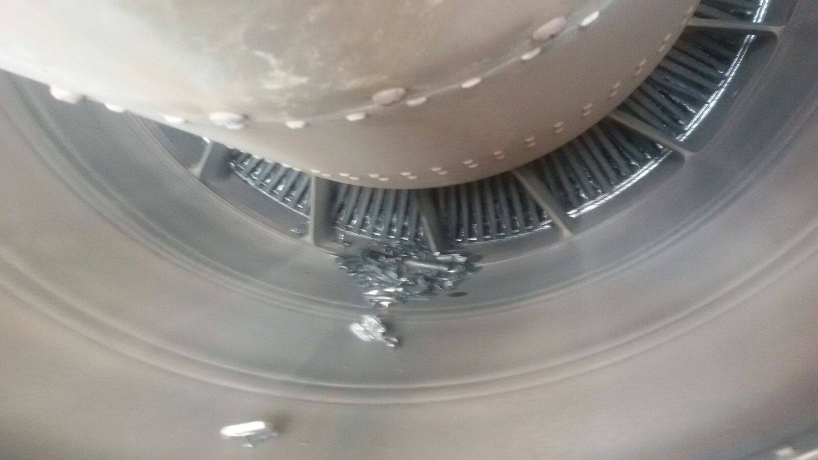 Un avion TAROM a aterizat de urgenta la Bruxelles, dupa ce un motor s-a defectat in aer, in drum spre Bucuresti