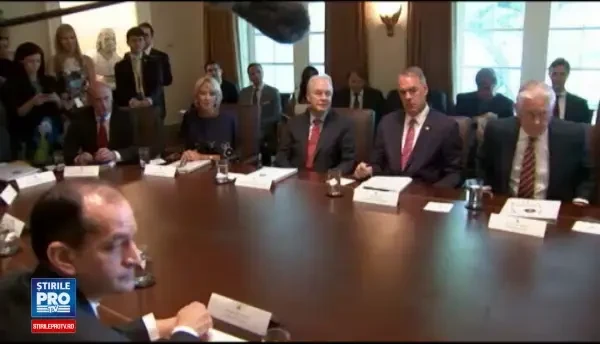 Ode la Casa Alba, la prima sedinta a Guvernului complet: Multumesc, domnule Trump. E o onoare sa va slujesc