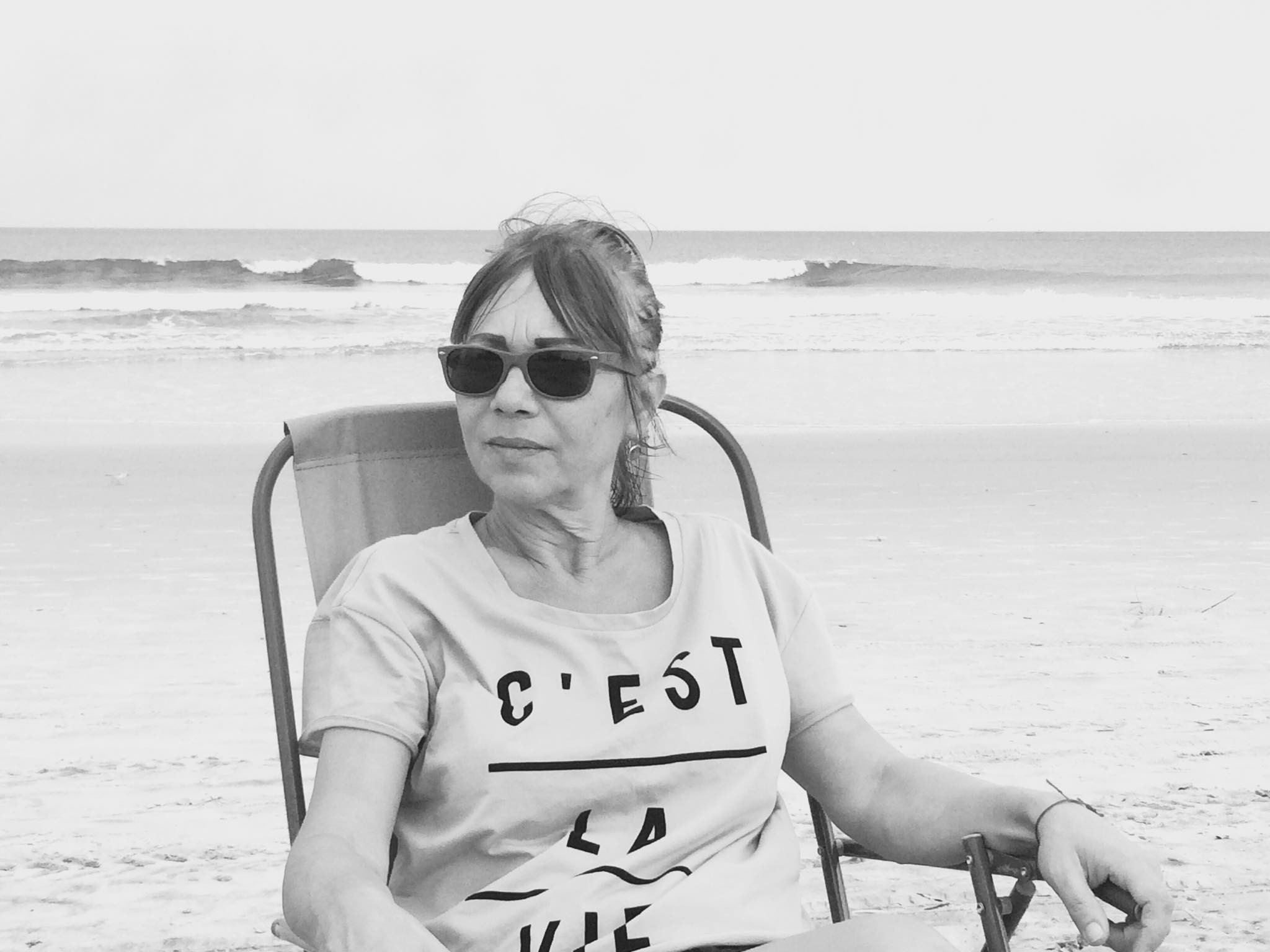 Gigi Ghinea, masterand in psihoterapie analitica, a publicat cea de-a patra carte: ”Hazardul si Iubirea danseaza impreuna”