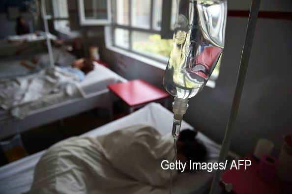 O femeie a fost muscata de incheietura mainii de sotul sau si a ajuns la spital. De ce barbatul a decedat dupa aceea