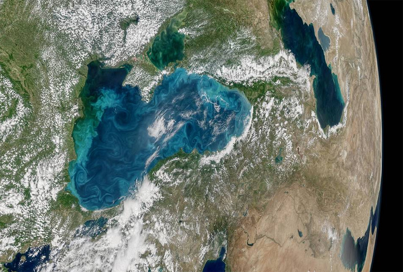 NASA a descoperit ca Marea Neagra si-a schimbat culoarea in ultimul an. Cum explica cercetatorii acest fenomen