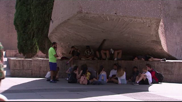 Canicula in capitala Spaniei, la mijlocul lui iuniei. Timp de 2 zile, temperaturile nu au scazut sub 42 de grade Celsius