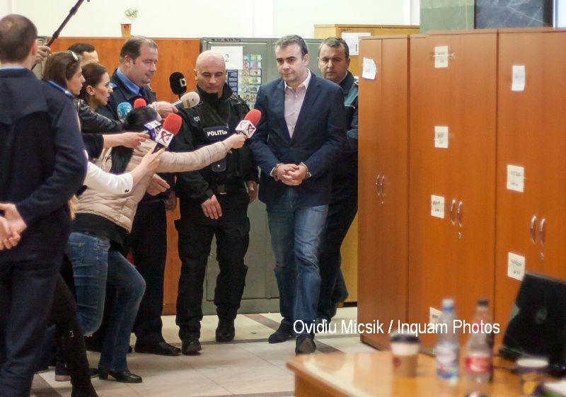 Darius Vâlcov, pus sub control judiciar pentru documentul secret postat pe Facebook