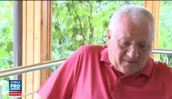 Mitica Dragomir si Mircea Sandu, achitati in dosarul dezafilierii Universitatii Craiova. Fostul sef LPF a inceput sa planga