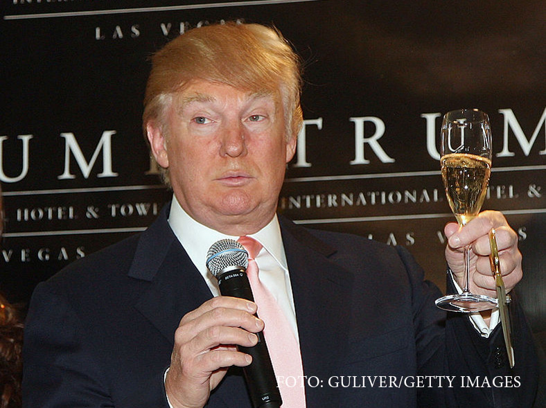 Donald Trump si-a facut publica declaratia de avere. Sumele uriase castigate de presedintele SUA din afacerile sale