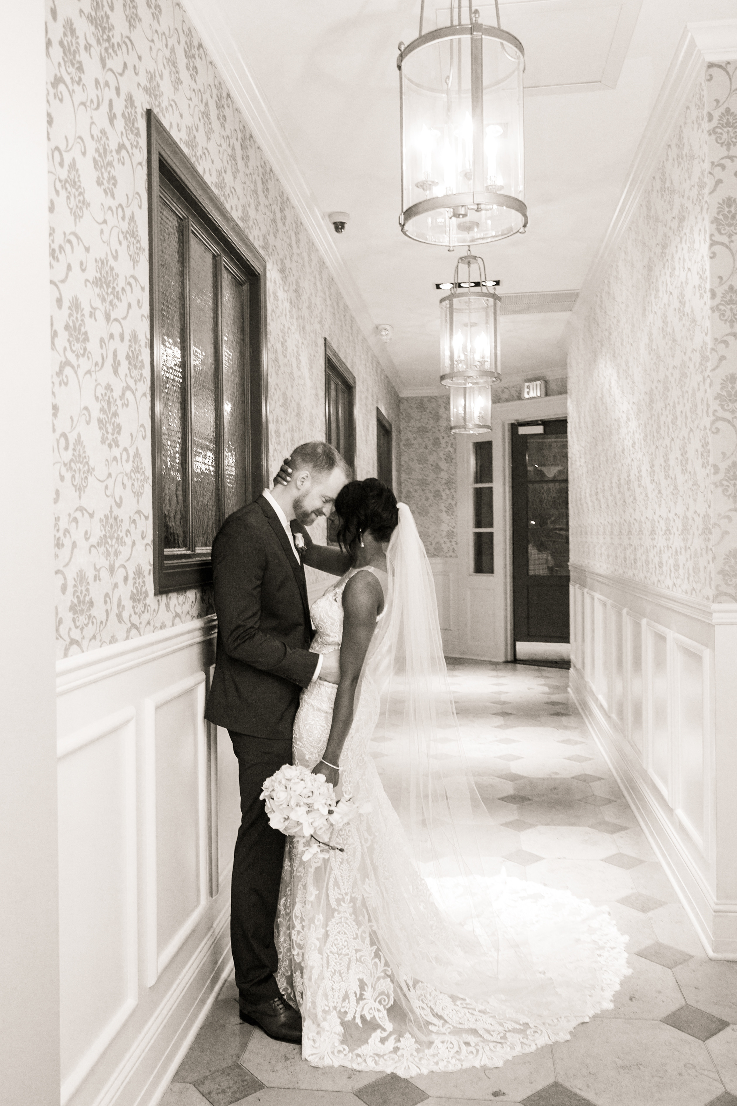 Mireasa care a cucerit-o