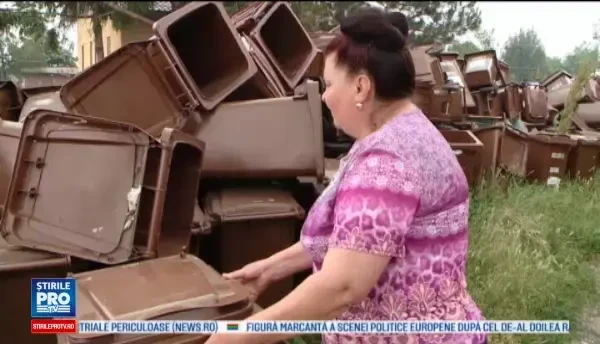 Munti de europubele zac nefolosite, iar localnicii arunca gunoiul pe camp. In acest timp, Garda de Mediu da gramezi de amenzi