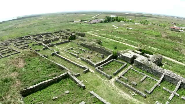 Jurilovca, satul pescăresc cu deschidere spre Gura Portiței și Delta Dunării. Ghid de călătorie pentru turiști