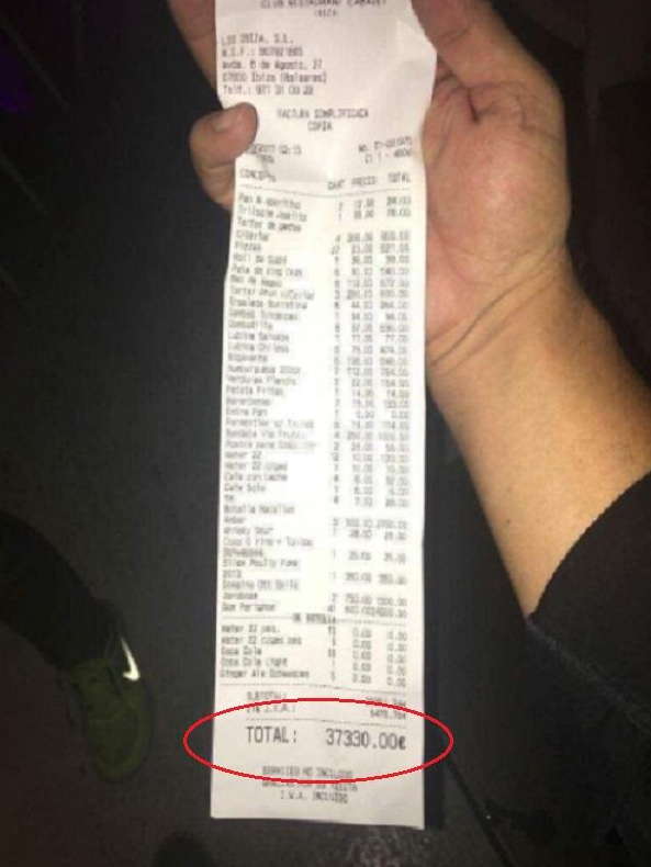 Reactia de toti banii a lui Messi dupa ce nota de plata de 37.330 € din Ibiza a devenit viral pe net