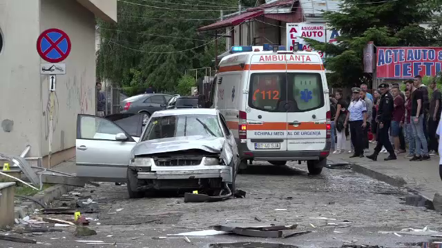 S-a adapostit de ploaie in statia de autobuz, dar a fost ucis de un sofer grabit. Cum sa produs accidentul bizar din Botosani