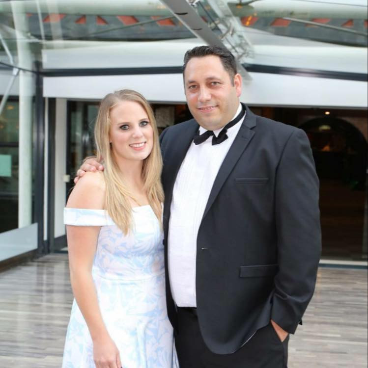 Copil de 18 luni, lovit intr-un supermarket din Noua Zeelanda de un cumparator iritat. "Nu vrem sa se mai intample si altora"