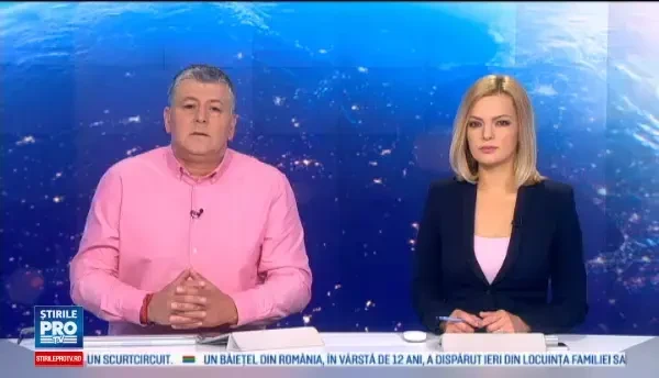 O masina a ars ca o torta, pe un drum dintre Lugoj si Buzias. Ce a facut soferul