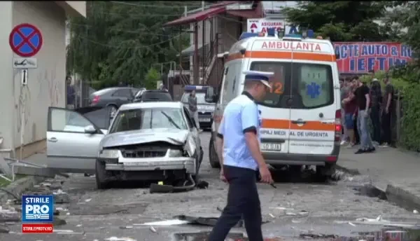 S-a adapostit de ploaie in statia de autobuz, dar a fost ucis de un sofer grabit. Cum sa produs accidentul bizar din Botosani
