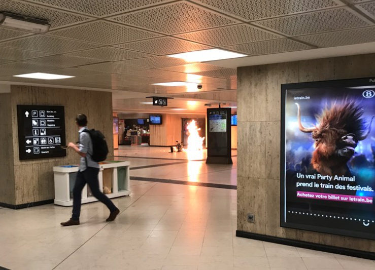 Alerta in Belgia. Militarii au impuscat o persoana ce purta o centura cu explozibil in Gara Centrala din Bruxelles