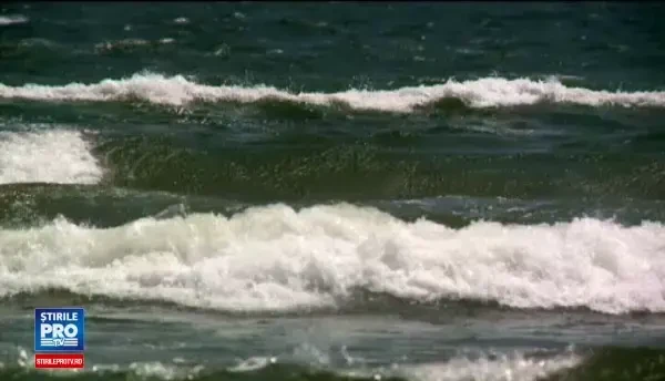 A murit in prima zi de concediu la Eforie Nord. Politistul craiovean Georgian s-a pierdut in mare sub ochii iubitei sale