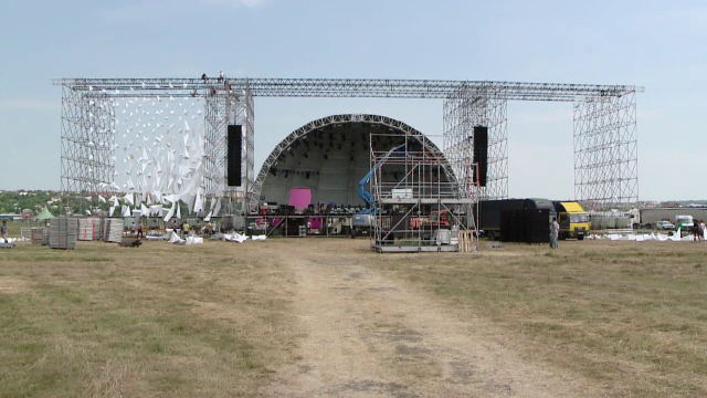 Festivalul Afterhills, pe ultima suta de metri cu pregatirile. Bob Sinclair, printre artisti care vor urca pe scena din Iasi