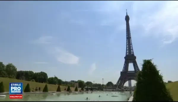 15 tari din Europa, afectate de un val de caldura. Stephen Hawking: Daca nu colonizam Luna si Marte, rasa umana e blestemata