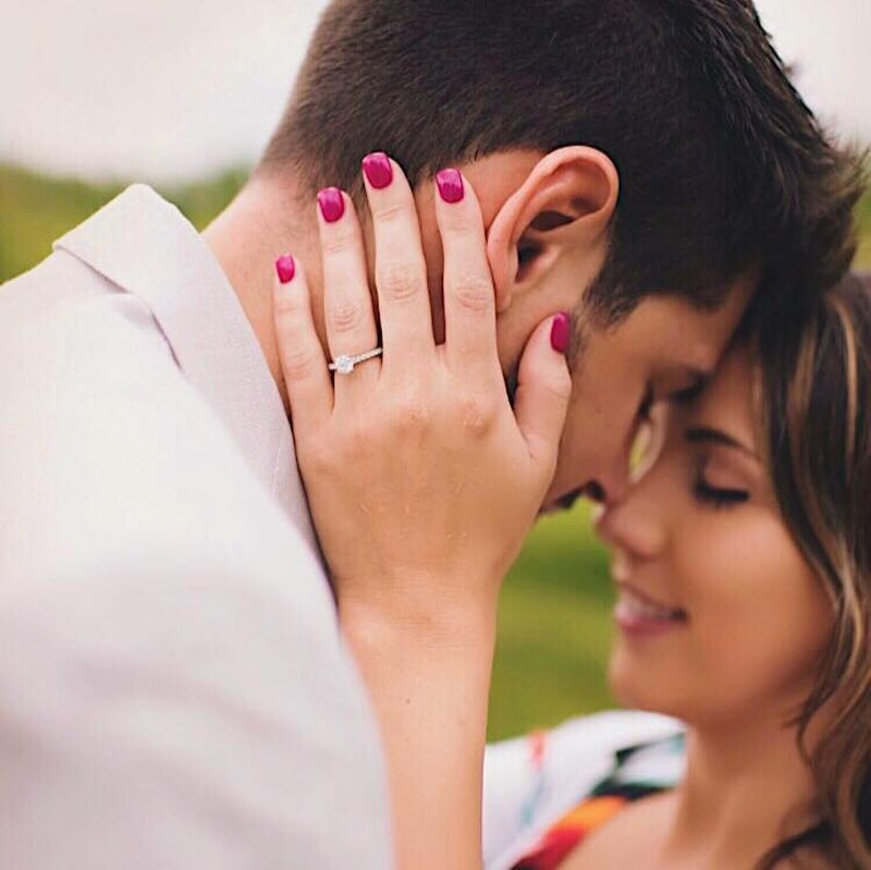 Nu o sa uite niciodata ziua in care a fost ceruta de sotie. Gestul memorabil facut de barbat in prezenta fiicei sale