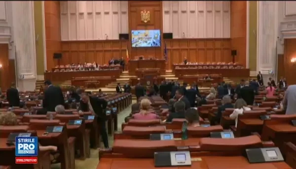 Toti salariatii din Romania ar putea avea acces la serviciile medicale private. Legea asteapta doar semnatura lui Iohannis