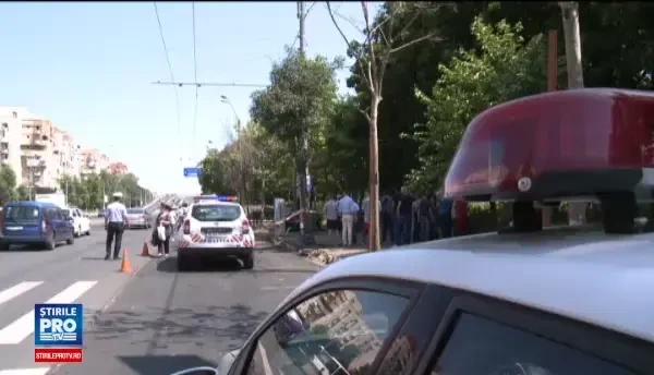 Barbatul ranit grav in accidentul din Capitala este in coma, cu traumatism cranio-cerebral si contuzii pulmonare