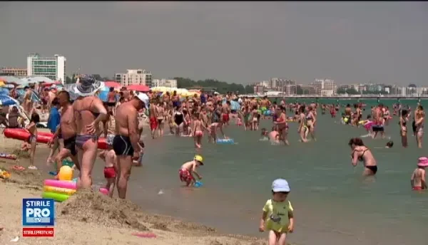 Cum isi risca sanatatea turistii dornici de un bronz rapid. Arsurile solare pot duce la aparitia melanomului