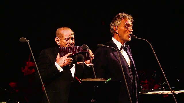 Concert Andrea Bocelli, la Cluj. Cel mai impresionant moment al serii, duetul cu Gheorghe Zamfir