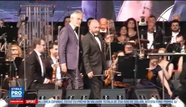 Concert Andrea Bocelli, la Cluj. Cel mai impresionant moment al serii, duetul cu Gheorghe Zamfir