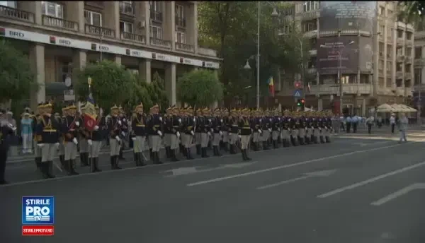 Ziua Drapelului, sarbatorita extrem de discret de autoritati. Ce inseamna de fapt culorile tricolorului