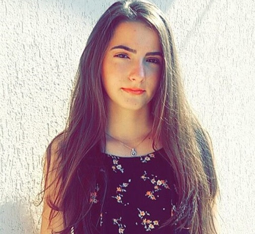 Nu a apelat la meditatii si s-a pregatit singura. De 17 ani nu a mai luat cineva nota 10 la ea in comuna