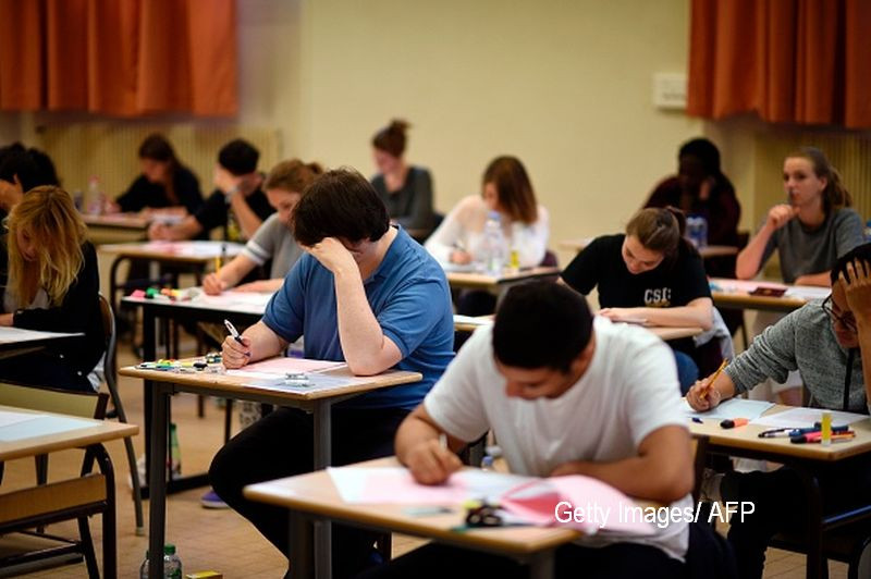 SUBIECTE BAC 2017 MATEMATICA. SUBIECTE si BAREM de corectare. Numere complexe, geometrie, logaritmi - partea I