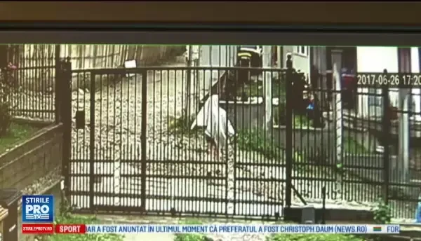 Bloc din Sibiu amenintat de o alunecare de teren provocata de ploaie. Zonele din Romania lovite luni seara de furtuni