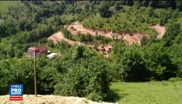Cazul firmei care construieste un cartier, in Brasov, fara autorizatie. Primarie: Ganditi-va la ce pericole se expune