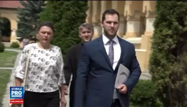 Tanarul care l-a inregistrat pe preotul Pomohaci traieste in Germania. As mai avea un prieten. Nu arata asa bine ca mine