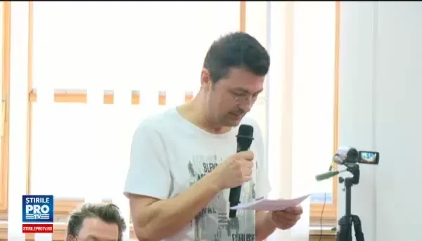 Variantele de prag pentru abuzul in serviciu luate in calcul de ministrul Justitiei: 1 leu, 1.000 de lei sau un salariu minim