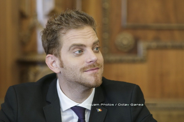 Surse: Ilan Laufer, propus vicepremier şi ministru al Dezvoltării