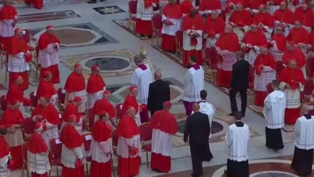 Preot de la Vatican condamnat la 5 ani de închisoare. Ce s-a descoperit în locuința lui