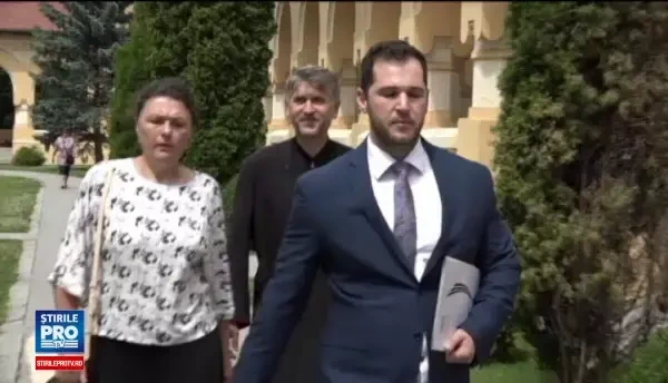 Tanarul, care l-a inregistrat pe preotul Cristian Pomahaci in timp ce ii facea avansuri, doreste sa fie audiat de procurori