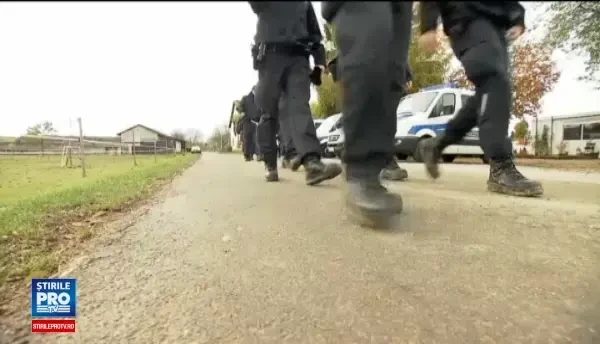 300 de politisti germani au fost trimisi acasa dupa ce s-au imbatat si-au intretinut relatii sexuale in public. Ce risca