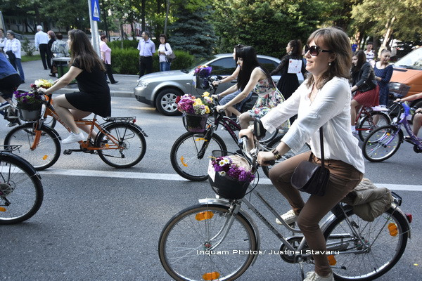 Proiectul "Biciclisti in Bucuresti", aprobat. Cetatenii care vor sa isi ia bicicleta, trotineta sau Segway vor primi 500 RON