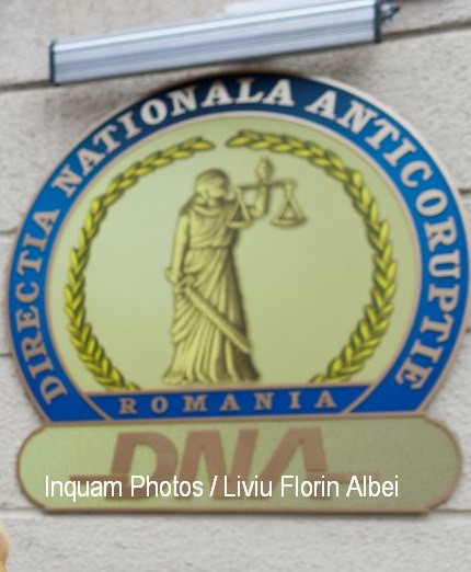 Omul de afaceri Marian Fiscuci si fostul deputat Adrian Simionescu, apropiati ai lui Dragnea, sunt urmariti penal de DNA
