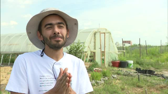 Proiectul prin care bucurestenii pot sa aiba propria gradina de legume gratis. "E mult mai frumos cand sunt crescute de tine"