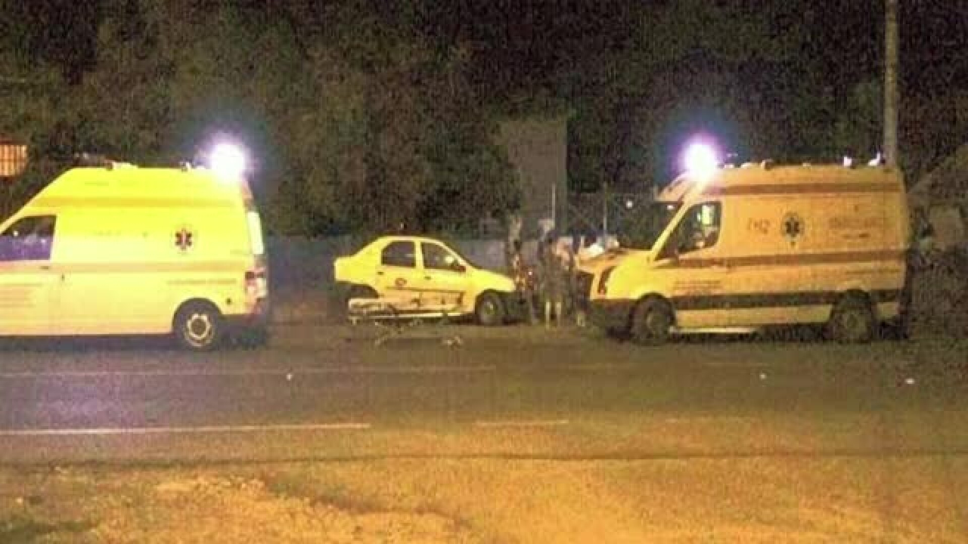 Doi barbati au fost loviti de tren la intrarea in Timisoara. Niciunul dintre ei nu era constient cand a ajuns ambulanta