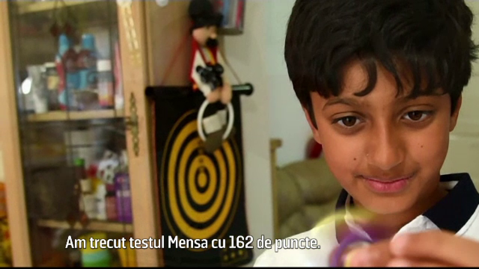 Un copil englez de 11 ani i-a depasit cu 2 puncte, la testul Mensa, pe Einstein si Hawking. Care sunt pasiunile sale