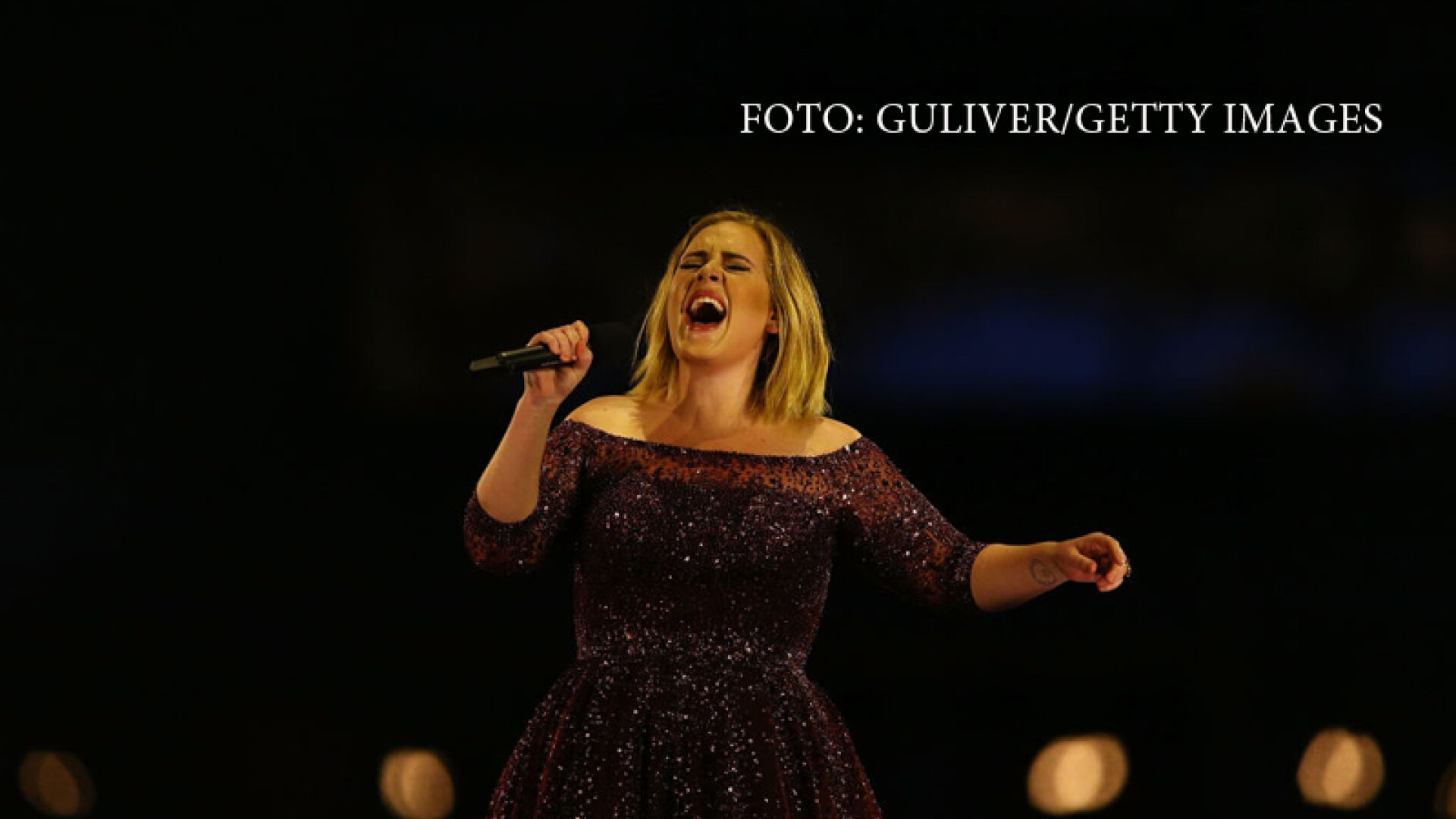 Adele si-a anulat concertele, la sfatul medicilor. "Se pare ca mi-am deteriorat coardele vocale"