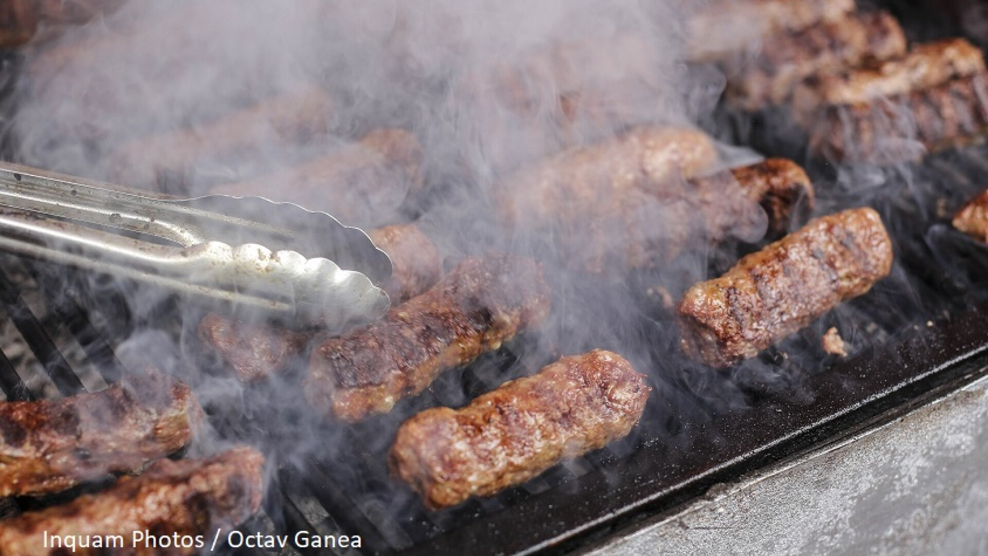 Festivalul Micului în București. Zeci de metri pătrați de grătare în Parcul Național