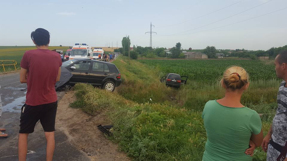 Accident grav pe o sosea din Galati. Un politist a fost grav ranit dupa ce un sofer a intrat in plin in masina sa