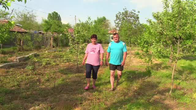 Doi soti din Romania, tratati ca niste sclavi dupa ce au ajuns la munca in Spania